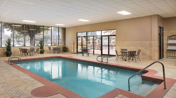 University Plaza Hotel & Convention Cent Pool