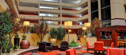 University Plaza Hotel & Convention Cent Lobby