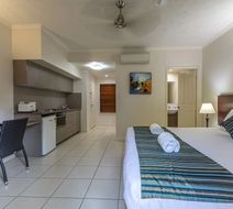 Southern Cross Atrium Apartments Suite