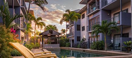 Southern Cross Atrium Apartments Pool
