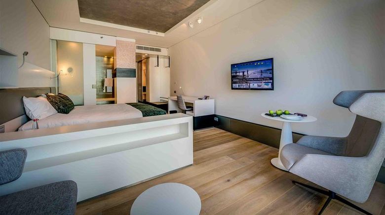 <b>Royal Beach Tel Aviv Room</b>. Images powered by <a href="https://iceportal.shijigroup.com/" title="IcePortal" target="_blank">IcePortal</a>.