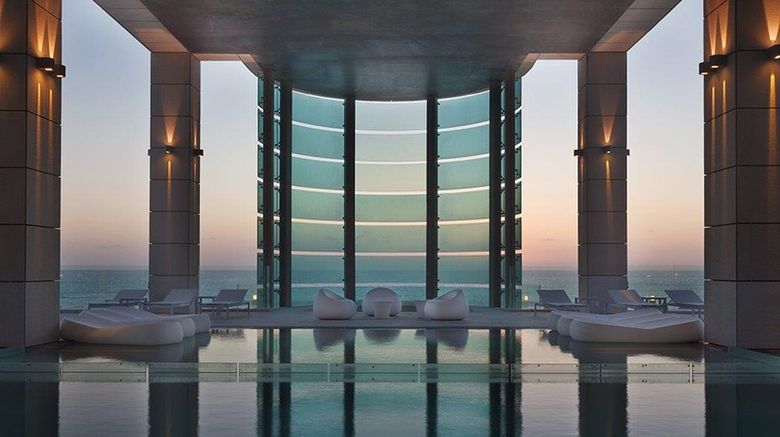 <b>Royal Beach Tel Aviv Pool</b>. Images powered by <a href="https://iceportal.shijigroup.com/" title="IcePortal" target="_blank">IcePortal</a>.