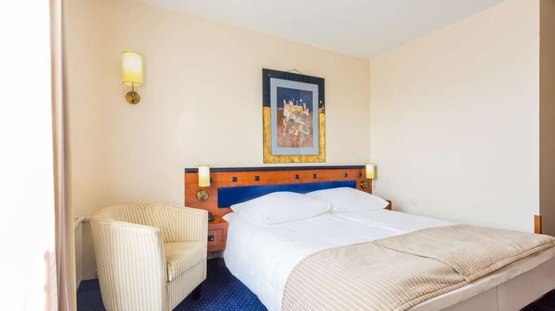 <b>Qubus Hotel Room</b>. Images powered by <a href="https://iceportal.shijigroup.com/" title="IcePortal" target="_blank">IcePortal</a>.