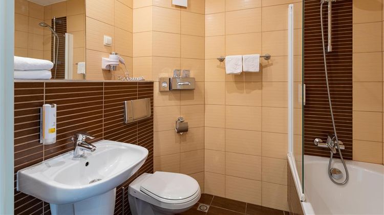 Qubus Hotel Room