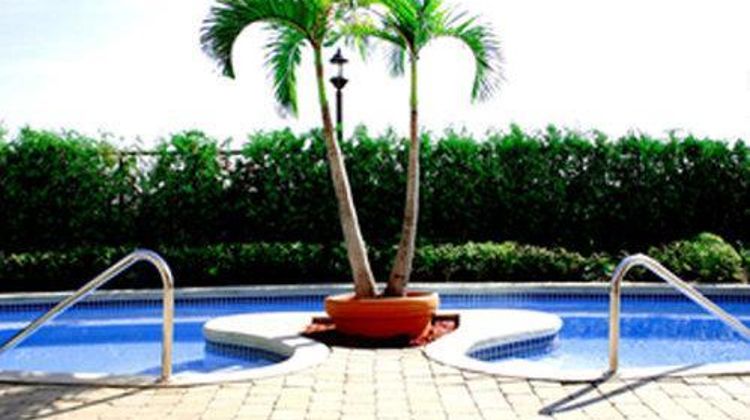 Le St-Martin Hotel & Suites Pool