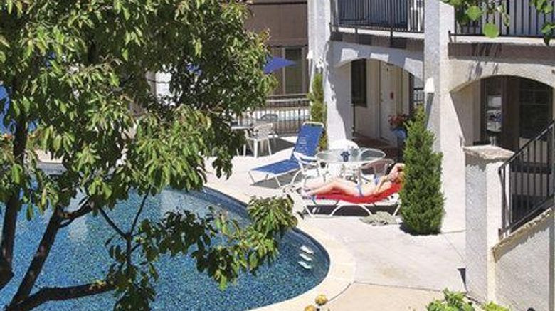 <b>The St Moritz Lodge & Condominiums Pool</b>. Images powered by <a href="https://iceportal.shijigroup.com/" title="IcePortal" target="_blank">IcePortal</a>.