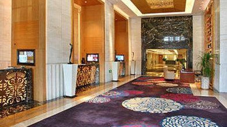 <b>Ocean Hotel Lobby</b>. Images powered by <a href="https://iceportal.shijigroup.com/" title="IcePortal" target="_blank">IcePortal</a>.