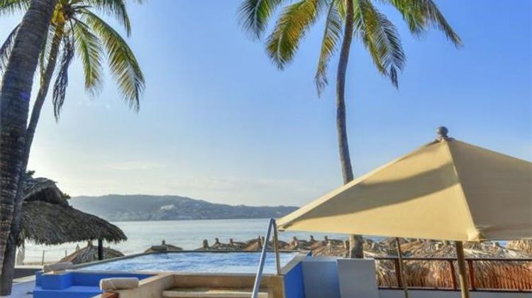 Krystal Beach Acapulco Spa