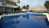 <b>Ixchel Beach Hotel Pool</b>. Images powered by <a href="https://iceportal.shijigroup.com/" title="IcePortal" target="_blank">IcePortal</a>.