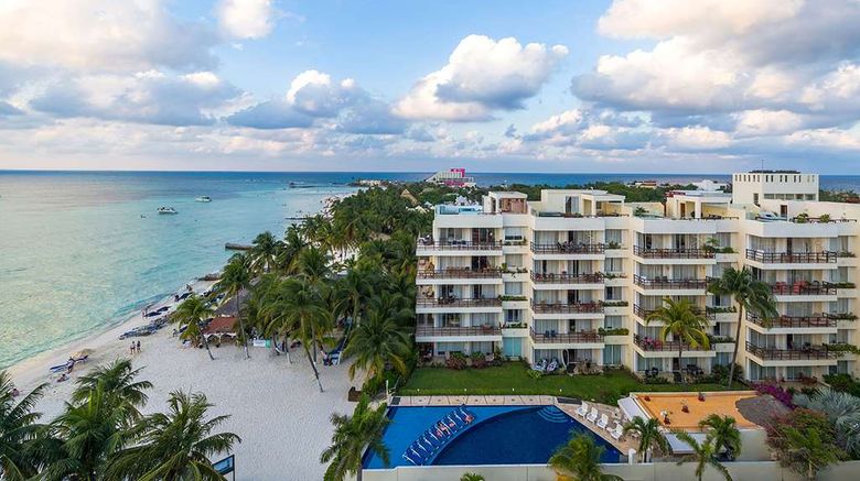 <b>Ixchel Beach Hotel Exterior</b>. Images powered by <a href="https://iceportal.shijigroup.com/" title="IcePortal" target="_blank">IcePortal</a>.