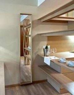 Mana Suites & Sea
