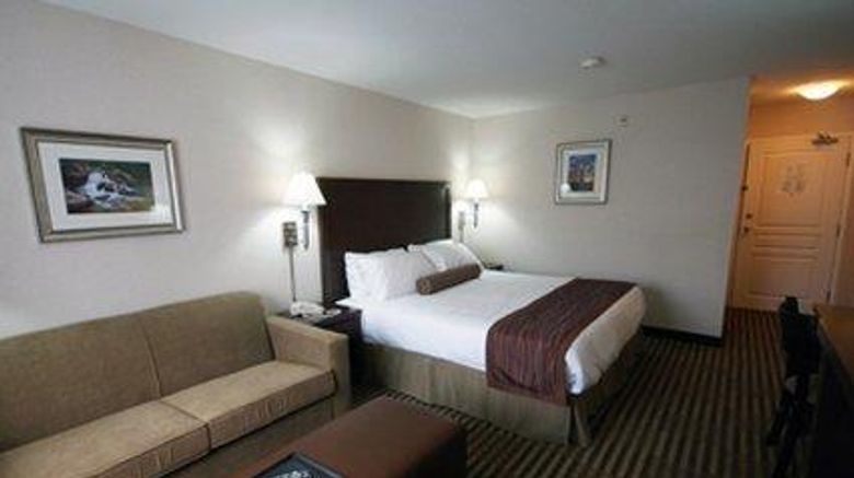 <b>Powell River Town Centre Hotel Room</b>. Images powered by <a href="https://iceportal.shijigroup.com/" title="IcePortal" target="_blank">IcePortal</a>.