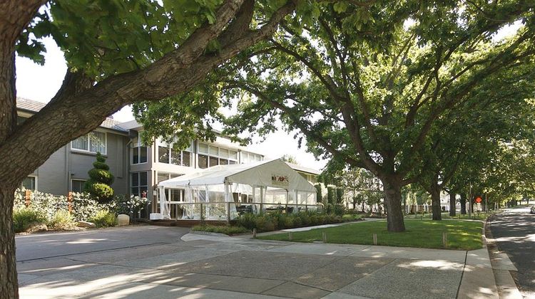 Forrest Hotel & Apartments Exterior