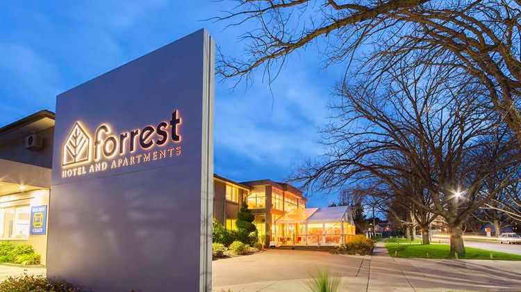 Forrest Hotel & Apartments Exterior
