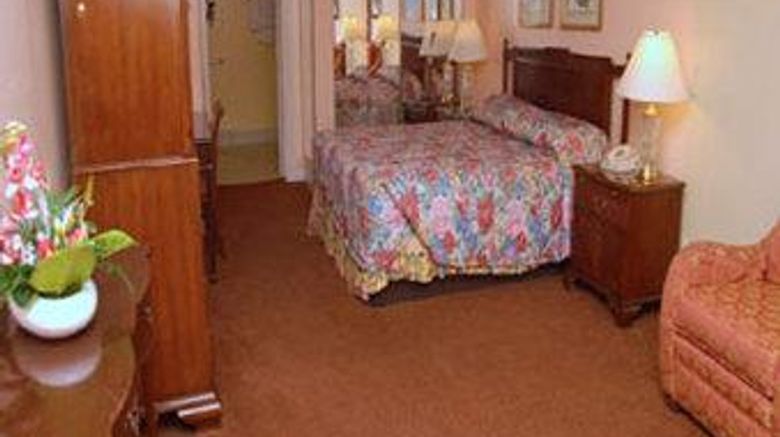 <b>Campbell Inn Room</b>. Images powered by <a href="https://iceportal.shijigroup.com/" title="IcePortal" target="_blank">IcePortal</a>.