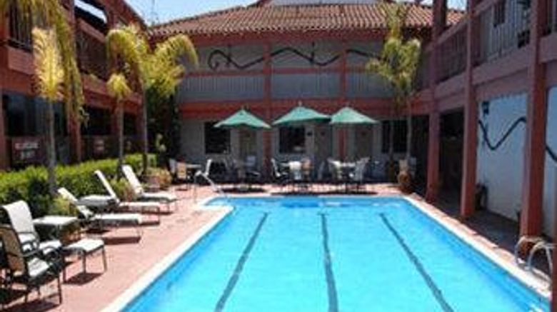 <b>Campbell Inn Recreation</b>. Images powered by <a href="https://iceportal.shijigroup.com/" title="IcePortal" target="_blank">IcePortal</a>.