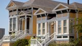 Carter House Inns & Restaurant 301 Exterior