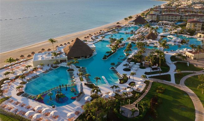 Moon Palace Cancun Exterior