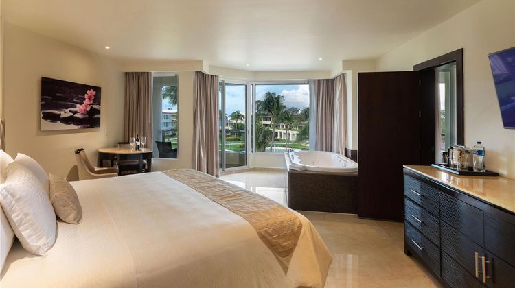 Moon Palace Cancun Room