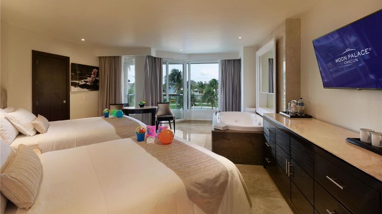 Moon Palace Cancun Room