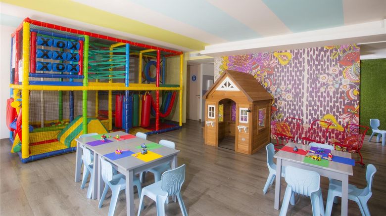 <b>Playacar Palace Recreation</b>. Images powered by <a href="https://iceportal.shijigroup.com/" title="IcePortal" target="_blank">IcePortal</a>.
