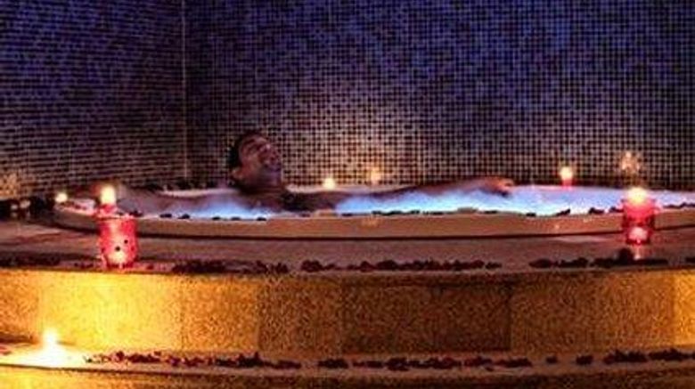 <b>Concorde Hotel Doha Spa</b>. Images powered by <a href="https://iceportal.shijigroup.com/" title="IcePortal" target="_blank">IcePortal</a>.