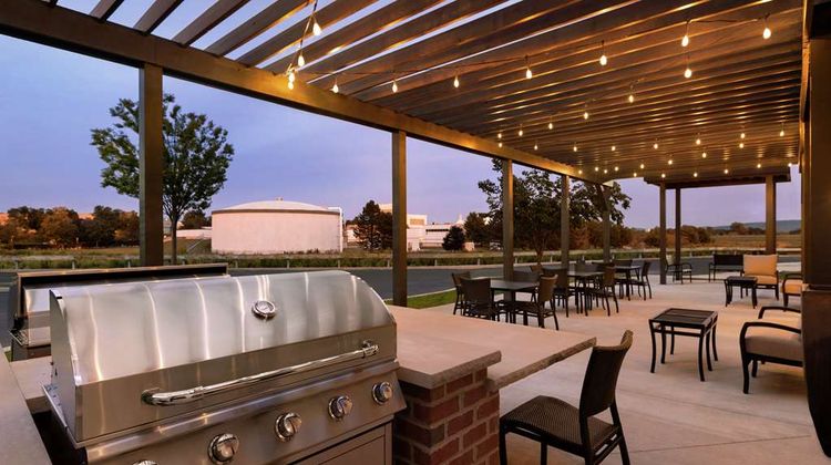 Homewood Suites by Hilton Allentown-West Exterior