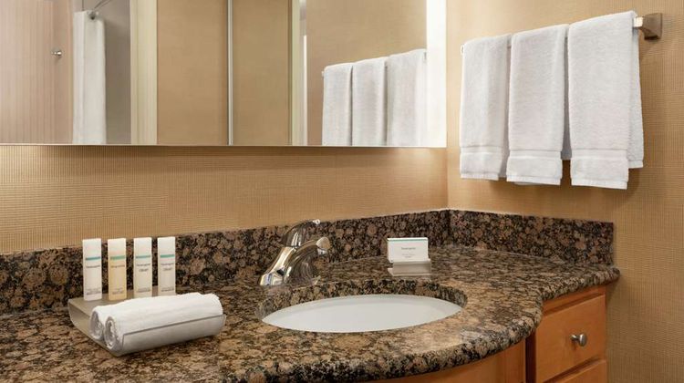 Homewood Suites by Hilton Allentown-West Room