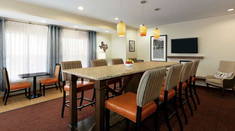 Hampton Inn Abilene Lobby