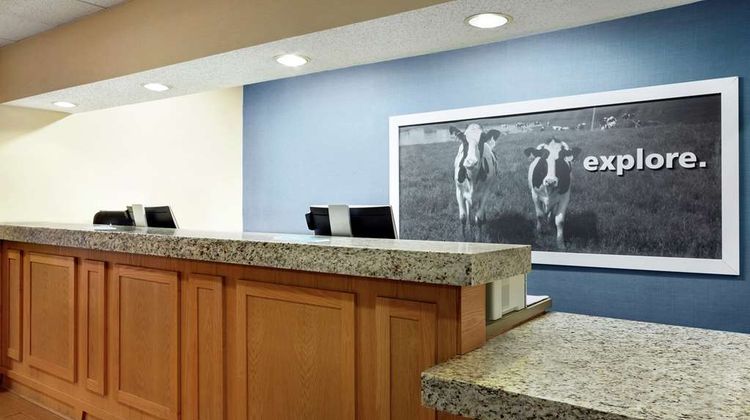Hampton Inn Abilene Lobby