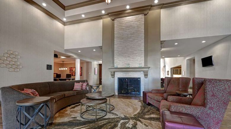 <b>Homewood Suites Albuquerque Arpt Lobby</b>. Images powered by <a href="https://iceportal.shijigroup.com/" title="IcePortal" target="_blank">IcePortal</a>.