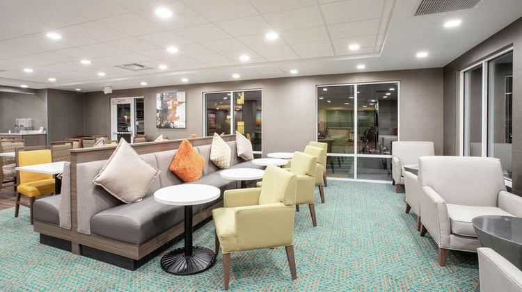 Homewood Suites by Hilton Lobby