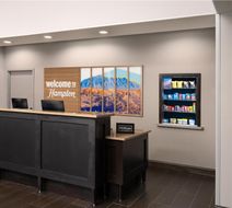 Hampton Inn & Suites Albuquerque North Lobby