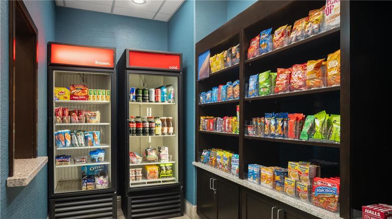 <b>Hampton Inn & Suites Albuquerque North Restaurant</b>. Images powered by <a href="https://iceportal.shijigroup.com/" title="IcePortal" target="_blank">IcePortal</a>.