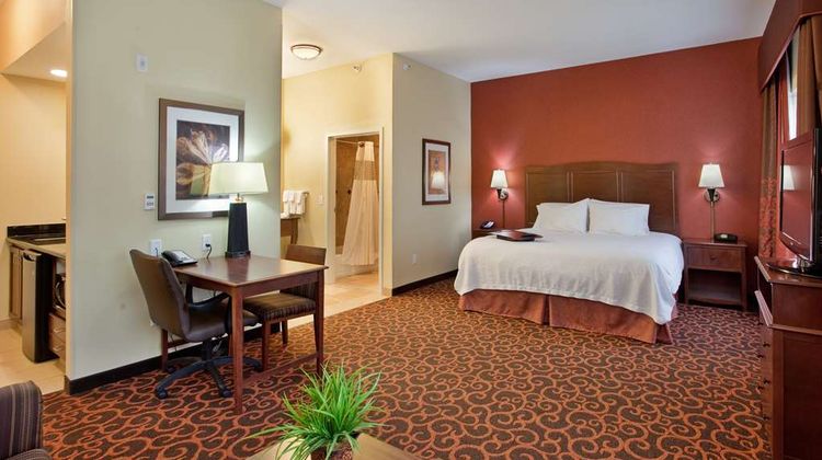 Hampton Inn & Suites Aberdeen Room