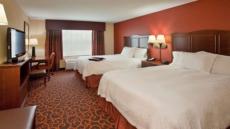 Hampton Inn & Suites Aberdeen Room