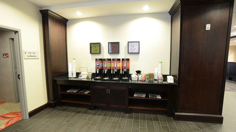 <b>Hampton Inn & Suites Albany, GA Restaurant</b>. Images powered by <a href="https://iceportal.shijigroup.com/" title="IcePortal" target="_blank">IcePortal</a>.