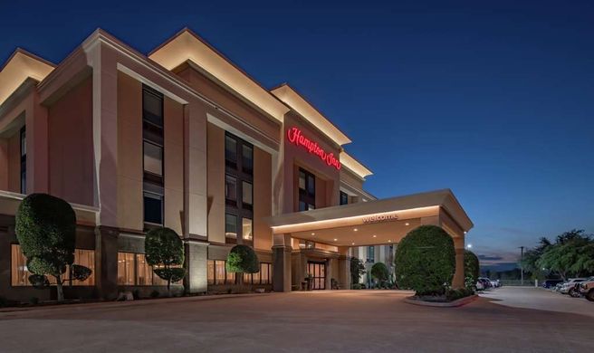 Hampton Inn Waco North Exterior