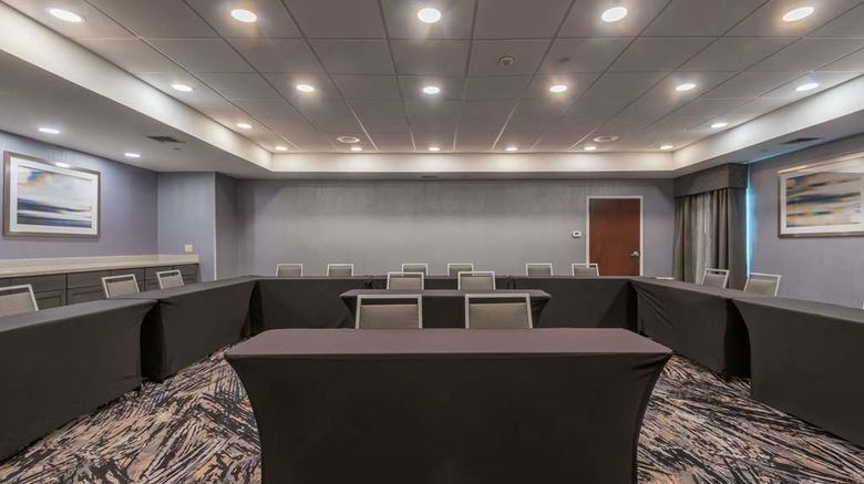 <b>Hampton Inn Waco North Meeting</b>. Images powered by <a href="https://iceportal.shijigroup.com/" title="IcePortal" target="_blank">IcePortal</a>.