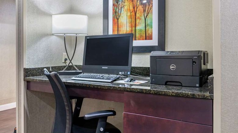 <b>Hampton Inn Adel Other</b>. Images powered by <a href="https://iceportal.shijigroup.com/" title="IcePortal" target="_blank">IcePortal</a>.
