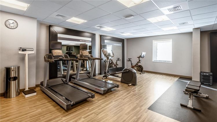 Hampton Inn & Suites, Camp Springs Health