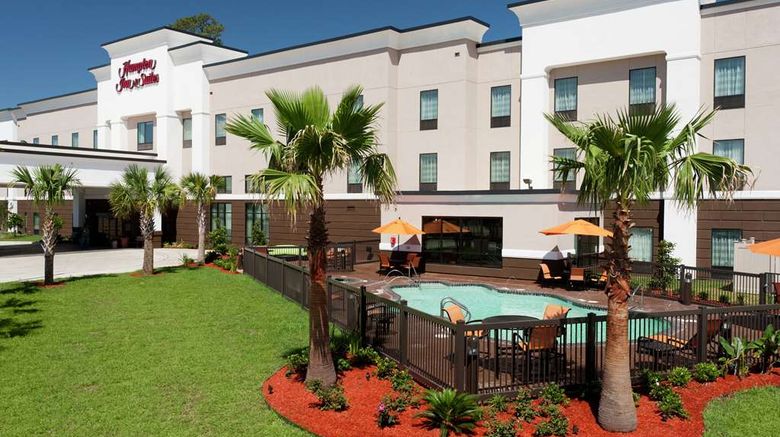 <b>Hampton Inn & Suites Marksville Pool</b>. Images powered by <a href="https://iceportal.shijigroup.com/" title="IcePortal" target="_blank">IcePortal</a>.