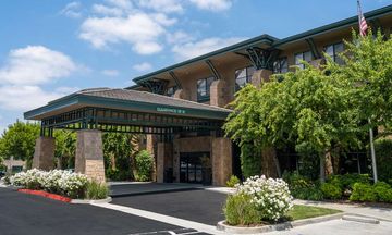 Hampton Inn & Suites Agoura Hills