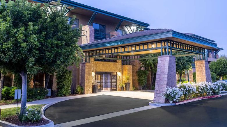 <b>Hampton Inn & Suites Agoura Hills Exterior</b>. Images powered by <a href="https://iceportal.shijigroup.com/" title="IcePortal" target="_blank">IcePortal</a>.