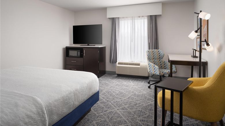 <b>Hampton Inn by Hilton Augusta Fort Gordon Room</b>. Images powered by <a href="https://iceportal.shijigroup.com/" title="IcePortal" target="_blank">IcePortal</a>.