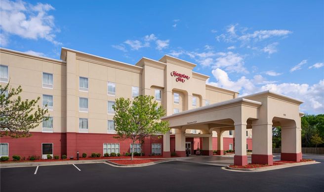 Hampton Inn Thomson Exterior