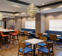 Hampton Inn Thomson Lobby