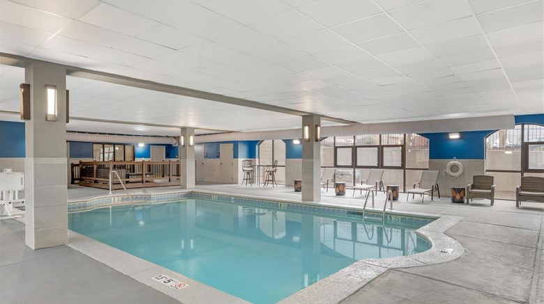<b>Hampton Inn & Suites Augusta West Pool</b>. Images powered by <a href="https://iceportal.shijigroup.com/" title="IcePortal" target="_blank">IcePortal</a>.