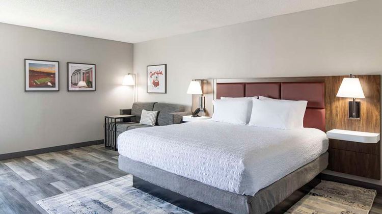 Hampton Inn Athens Room