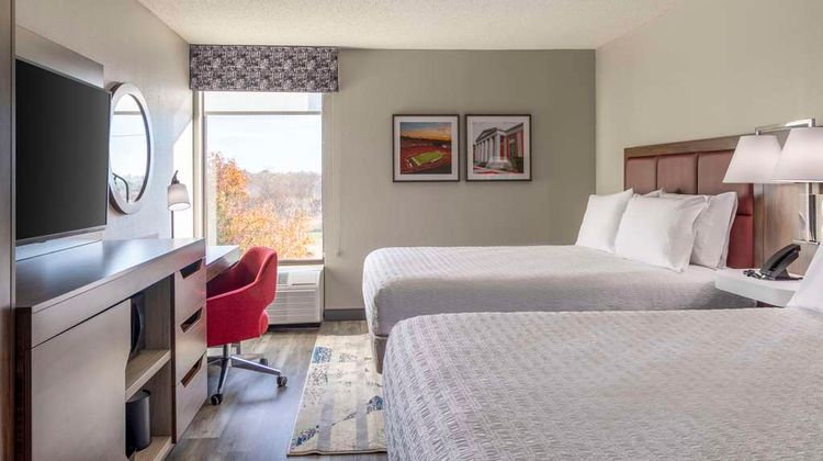 Hampton Inn Athens Room